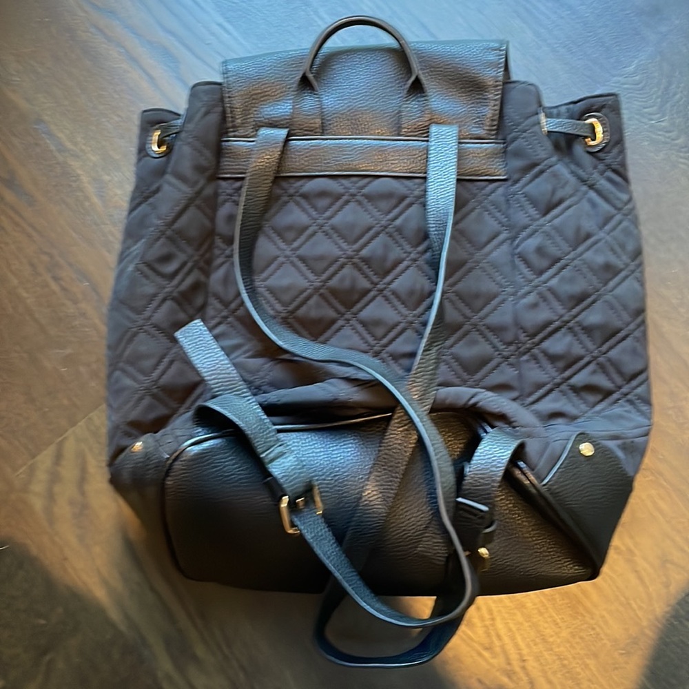 Backpack - Picture 4 of 4